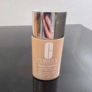 New Clinique foundation